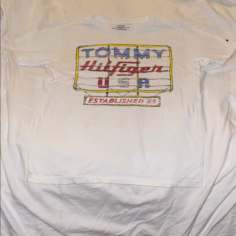 BOYS TEE TOMMY HILFIGER SIZE LARGE 14/16